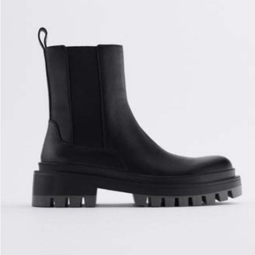 Zara Lug Sole Ankle Boots Size 37 (7.5 US)